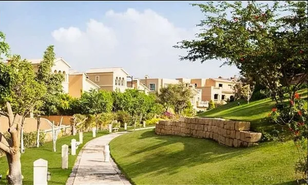 قطامية هيلز