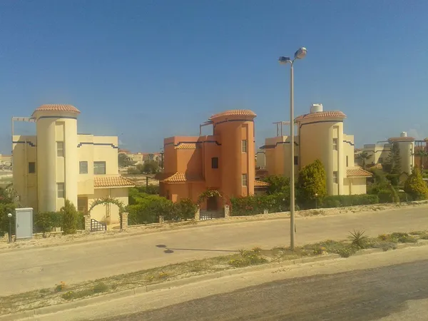 غزالة باي