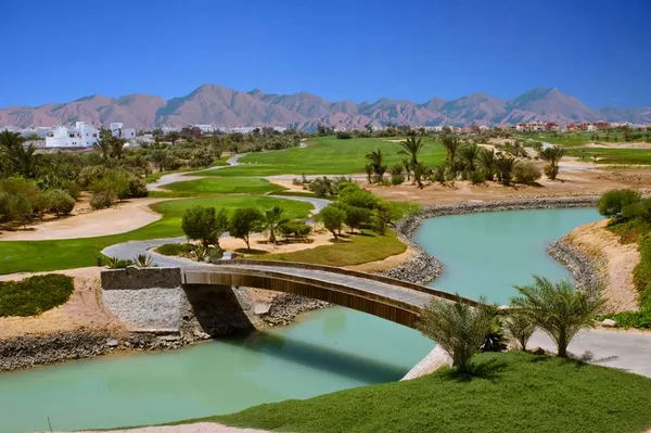 ساوث جولف فيلاز